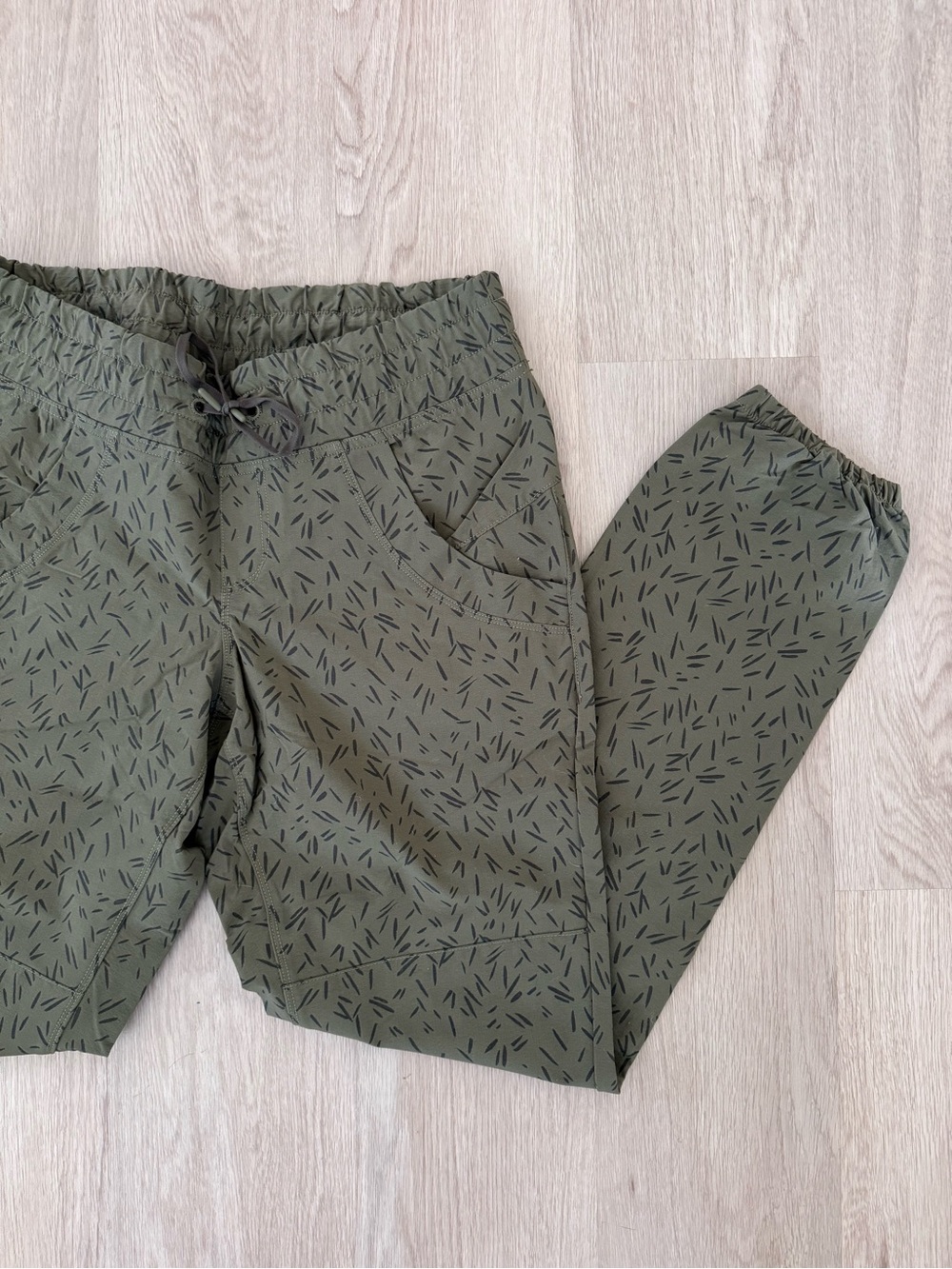 MEC Olive Green Hiking Jogger Pants with Black Dash Print